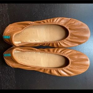 Authentic Tieks’ Chestnut Ballet Flats